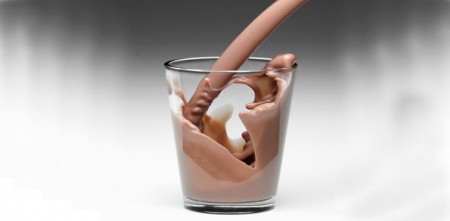 Leite com chocolate tipo "Ucal" caseiro e a sua versão Light 
